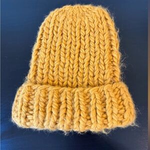 Zara Chunky Knit Yellow Beanie